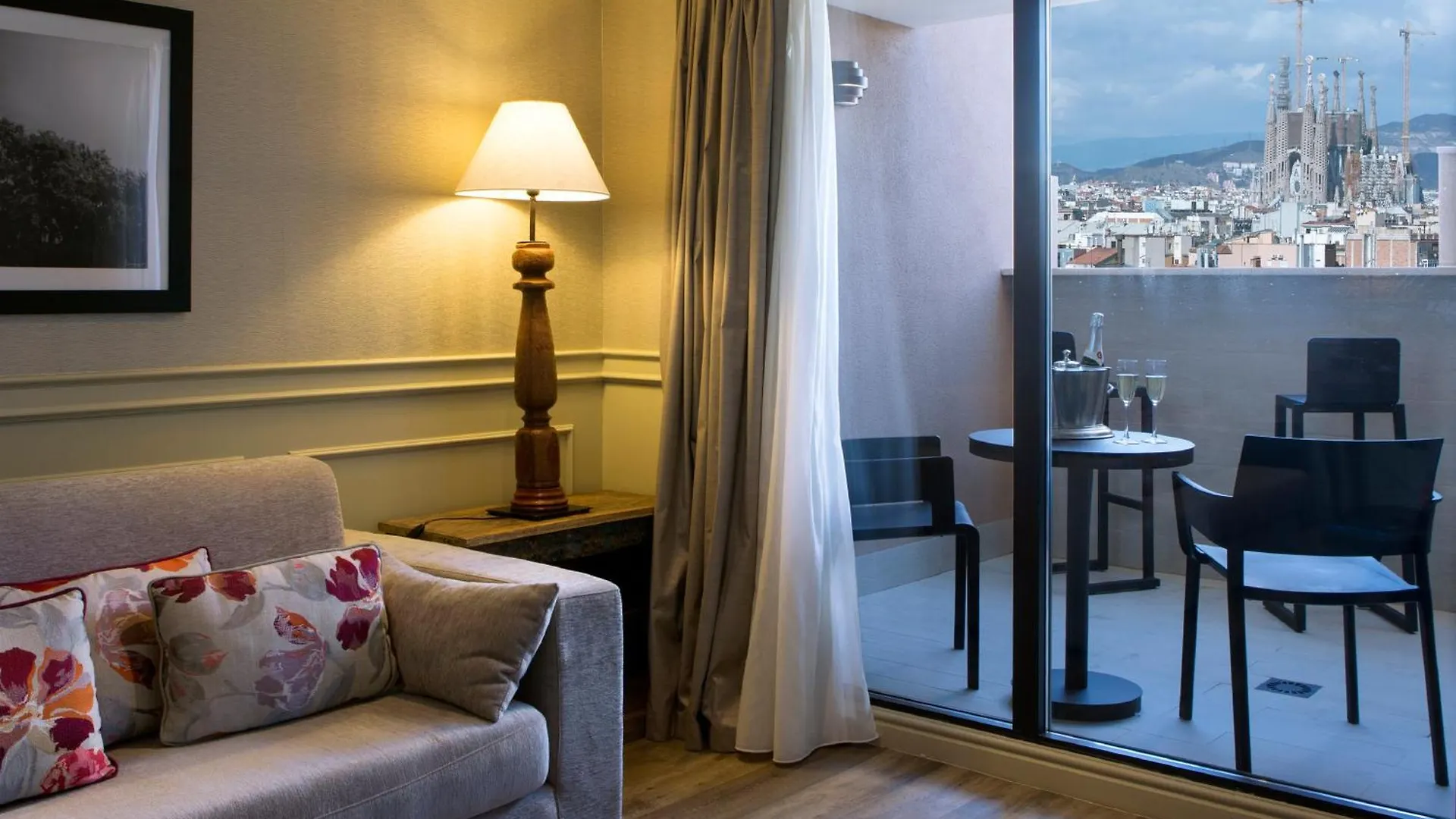 El Avenida Palace Barcelona Spain